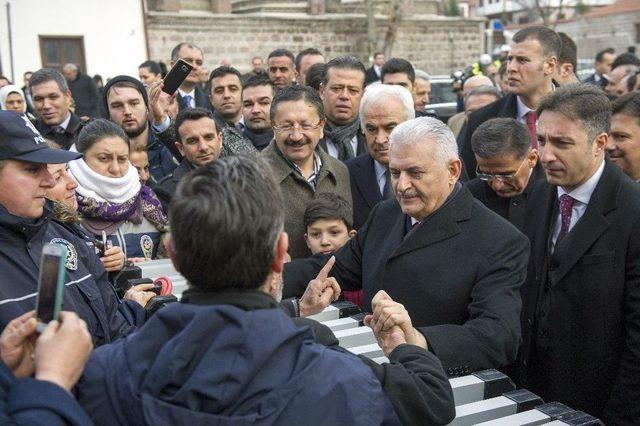 Başbakan Yıldırım, 11. Cumhurbaşkanı Gül’ün Aday Olacağı İddialarını Değerlendirdi