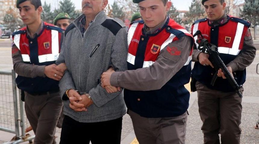 Aksaray&rsquo;daki &Ccedil;ifte Cinayetin Zanlısı Adliye Sevk Edildi