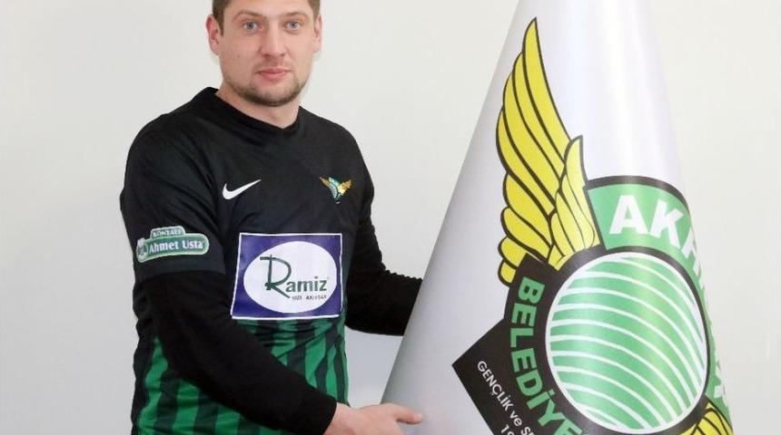 T.m. Akhisarspor, Seleznyov&rsquo;u Kadrosuna Kattı