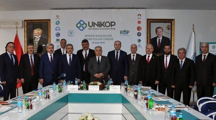 Ne&uuml; Unikop D&ouml;nem Başkanlığını Devraldı