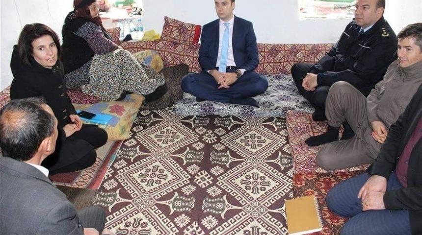 Kaymakam Kır&ccedil;uval, K&ouml;y Buluşmalarına Devam Etti