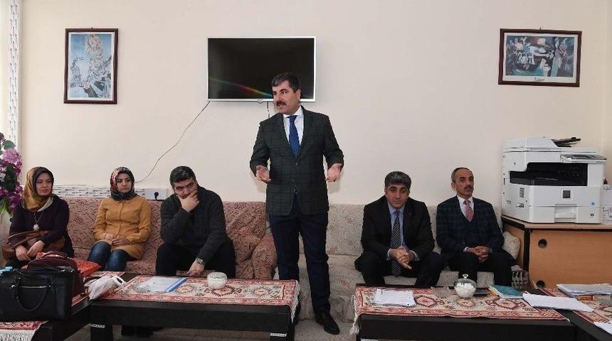 Başkan Asya’dan İlyas Sami İlk Ve Ortaokuluna Ziyaret