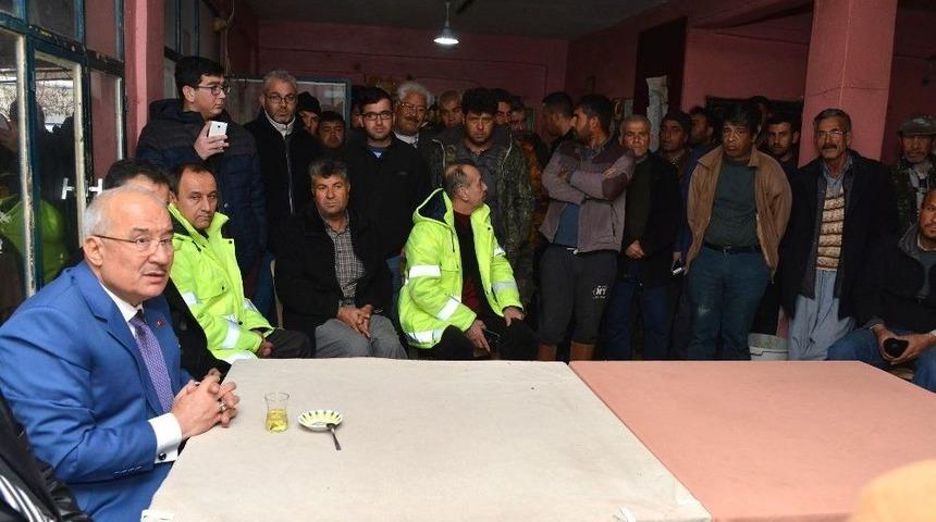 Başkan Kocamaz, Yağmurdan Etkilenen B&ouml;lgelerde İncelemelerde Bulundu