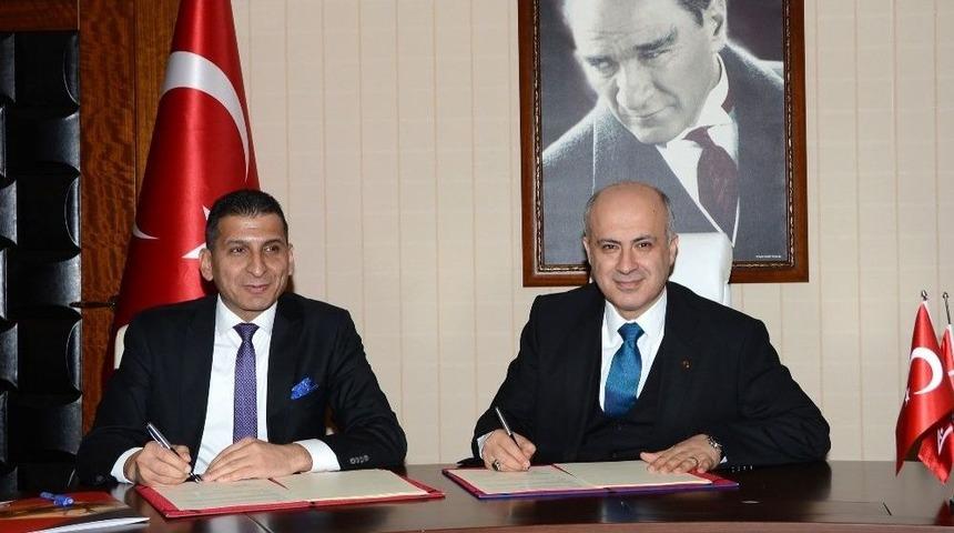 Me&uuml; İle Mersin Barosu Arasında İşbirliği Protokol&uuml;