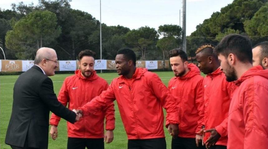 Başkan Kafaoğlu, Balıkesirspor Kampını Ziyaret Etti