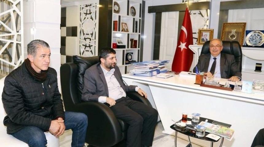 Başkan Kutlu Stk Temsilcileriyle Bir Araya Geldi