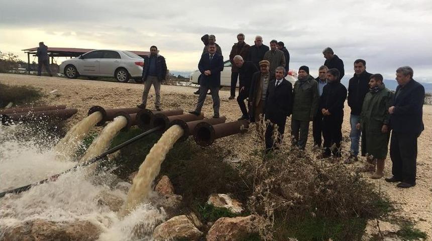 Milletvekili Taşkın, Yağıştan Zarar G&ouml;ren B&ouml;lgelerde İncelemelerde Bulundu