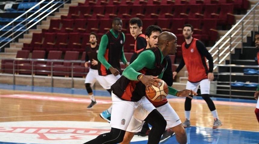 Büyükşehir Basket Fenerbahçe’ye Konuk Oluyor