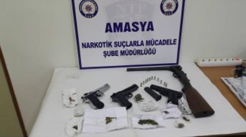 Amasya Merkezli Operasyonda 10 G&ouml;zaltı
