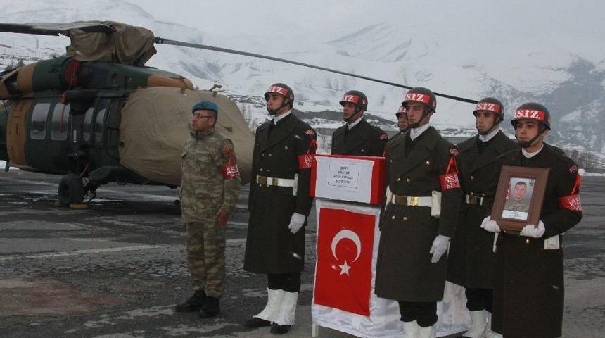 Şehit Er T&ouml;renle Memleketine Uğurlandı