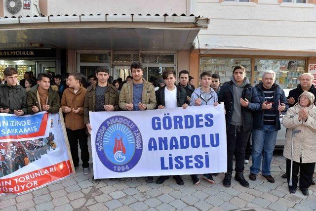 Gördesli Öğrenciler Dualarla Sarıkamış’a Uğurlandı