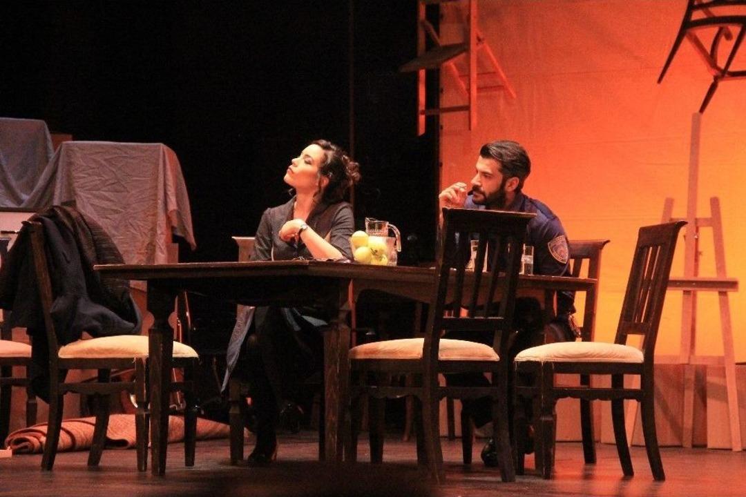 &lsquo;bedel&rsquo; İsimli Oyun K&uuml;&ccedil;&uuml;k&ccedil;ekmece&rsquo;de Sahnelendi