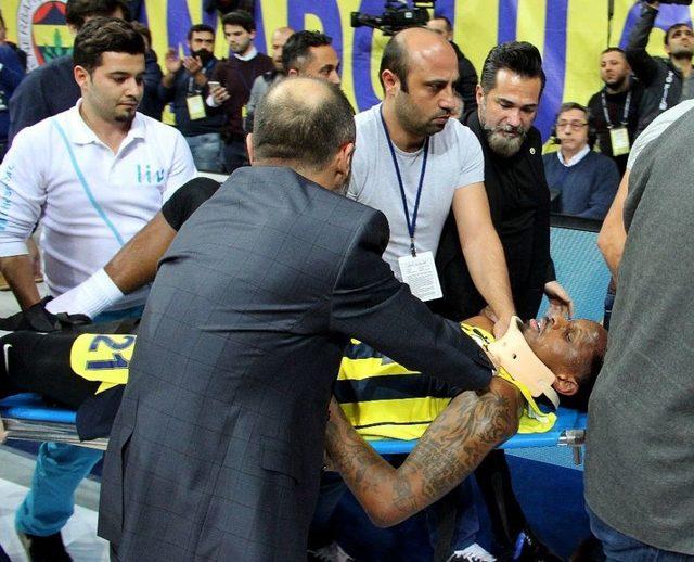 Fenerbahçe’de James Nunnally Korkuttu