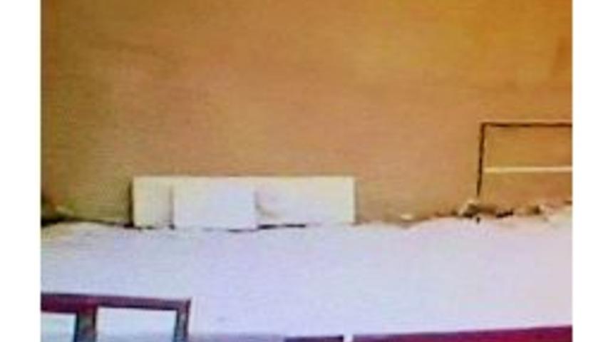 Erzurum&rsquo;da &Ouml;nce G&uuml;venlik Kamerasına Sonra Polise Yakalanan Hırsızlık Zanlısı 2 Kişi Tutuklandı