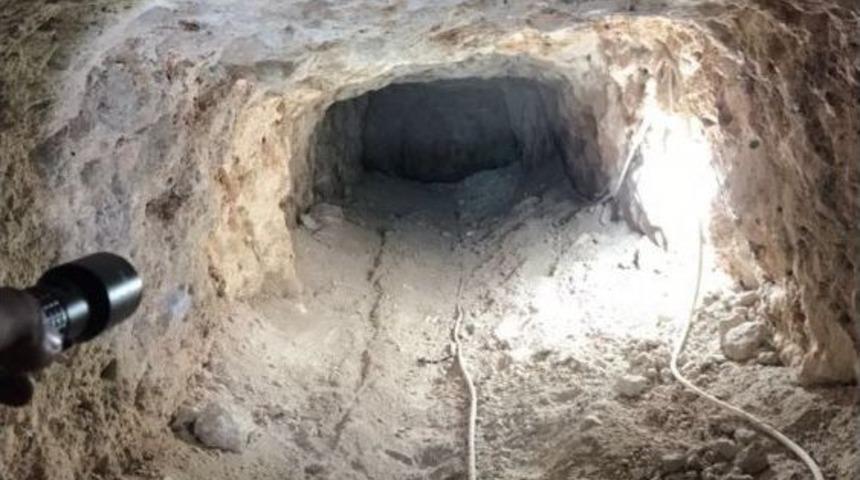 Fransızlardan Kurtuluş G&uuml;n&uuml;nde Fransız Definesi Arayanlar Yakalandı