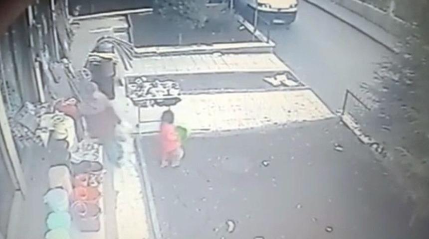 K&uuml;&ccedil;&uuml;k Yaştaki &Ccedil;ocuğu Hırsızlık Yaparken Kullandı