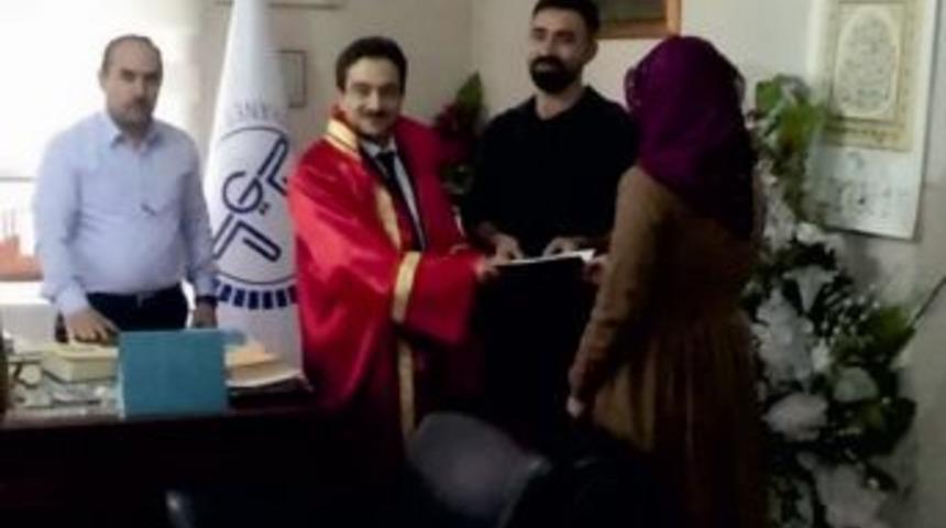 Malazgirtli M&uuml;ft&uuml;, İlk Kez Resmi Nik&acirc;h Kıydı