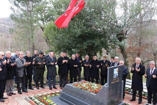 Şehit Jandarma Uzman Onbaşı Cem Kanbur Yeni Yapılan Kabri Başında Dualarla Anıldı