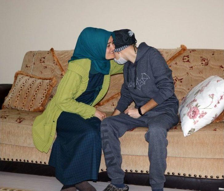 (özel Haber) Eklem Romatizması Tedavisi İçin Gittiği Hastanede Lösemi Olduğunu Öğrendi G3