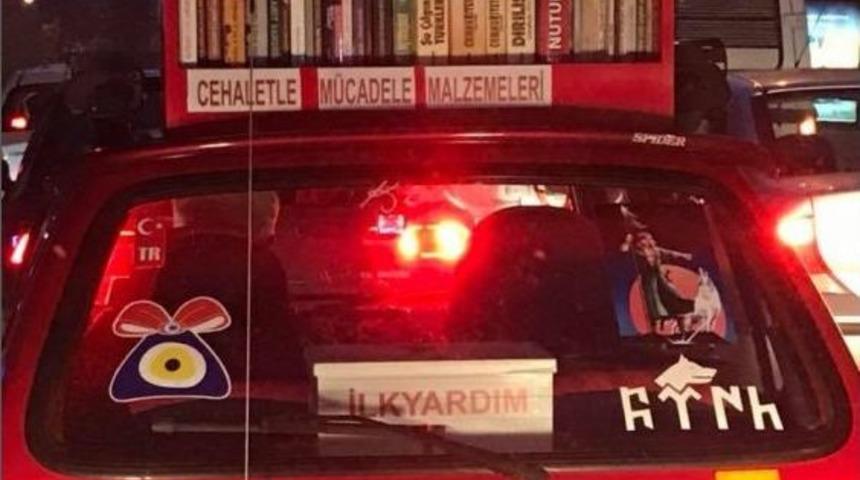 Antalyalı S&uuml;r&uuml;c&uuml;den Dikkat &Ccedil;eken &lsquo;cehalet İle M&uuml;cadele&rsquo; Kampanyası