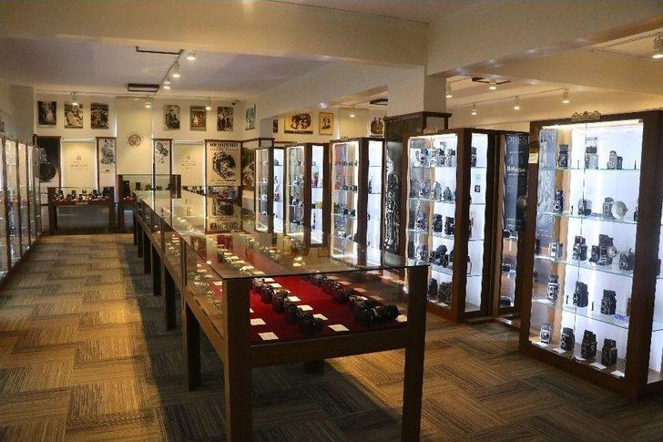 Sigarayı Bıraktı, Biriktirdiği Parayı Fotoğraf Makinesine Yatırdı G5