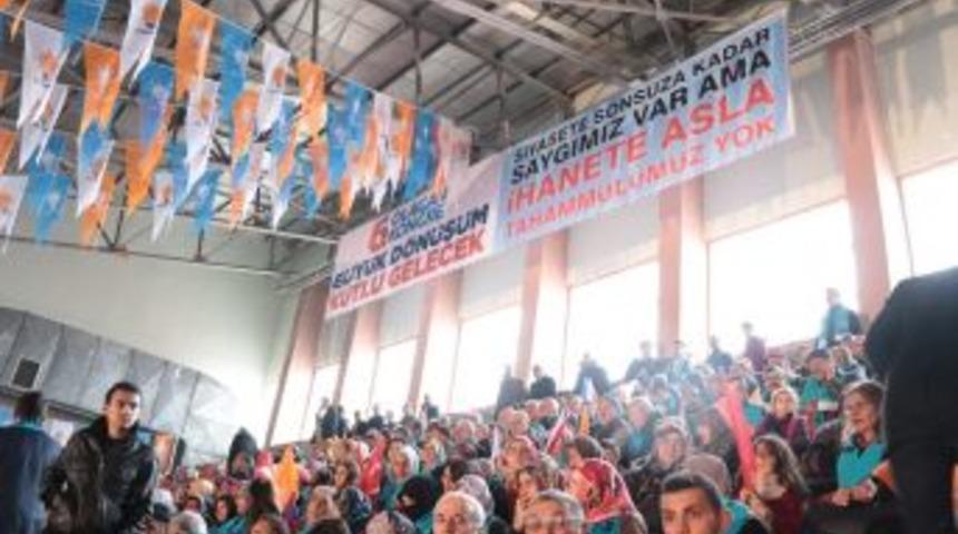 Ak Parti Nevşehir İl Kongresinde Dikkat &Ccedil;eken Pankart