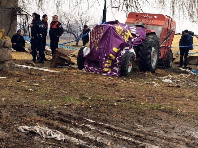 Yem Sarma Makinesine Kapılan Şahıs Hayatını Kaybetti