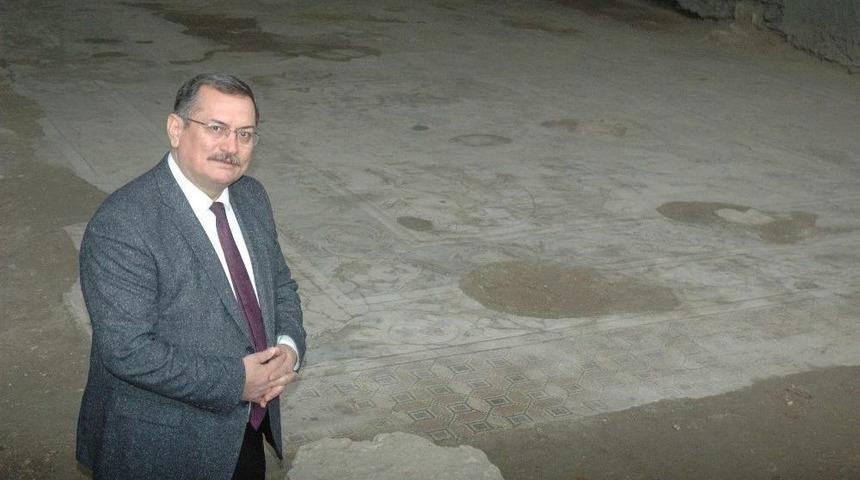 Germanicia Mozaikleri Kapılarını D&uuml;nya Turizmine A&ccedil;ıyor