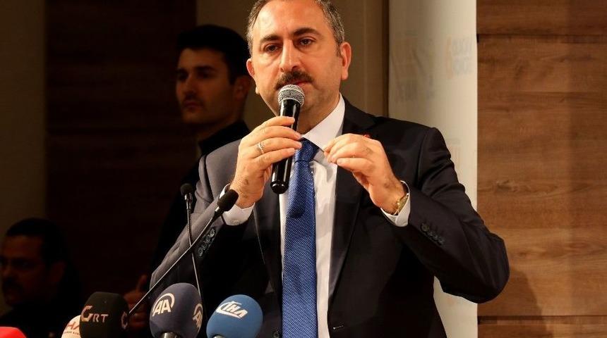 Adalet Bakanı G&uuml;l&rsquo;den Khk Değerlendirmesi