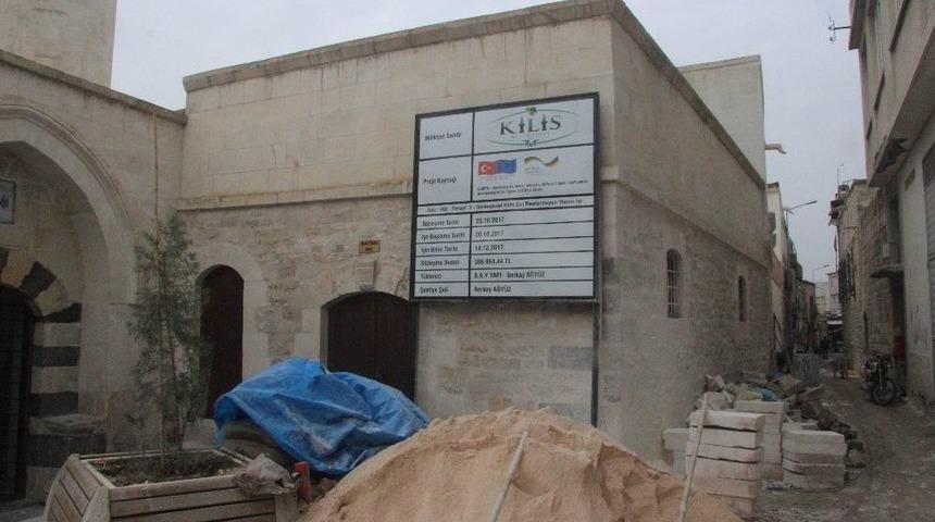 Kilis Belediyesine Ait Tarihi Evler Restore Ediliyor