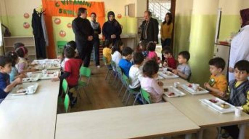 M&uuml;d&uuml;r Metin Koz&rsquo;dan &Ouml;ğrencilere: Hayalinizdeki Mesleğe Kavuşmak İstiyorsanız &Ccedil;ok Kitap Okumalısınız