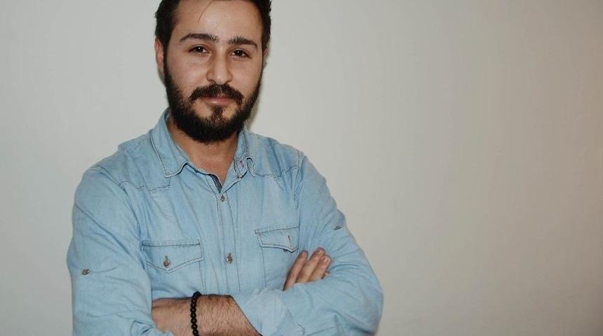 Uşaklı Yazar Ulu, "adam Gibi Sevmeyi" Anlattı