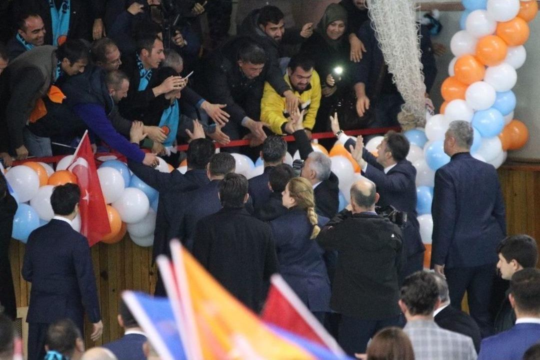 Başbakan Binali Yıldırım, &ldquo;kılı&ccedil;daroğlu, 14 Ay Var Biraz Daha Yalan, 3 G&uuml;n&uuml;n Beyliği De Beyliktir&rdquo;