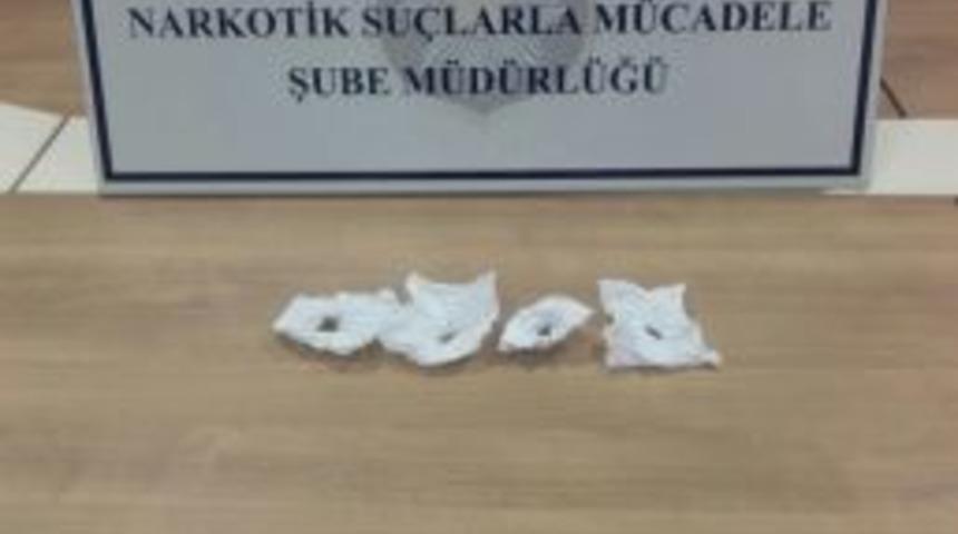 &Uuml;zerilerinde Uyuşturucu Bulunan 4 Şahıs Yakalandı