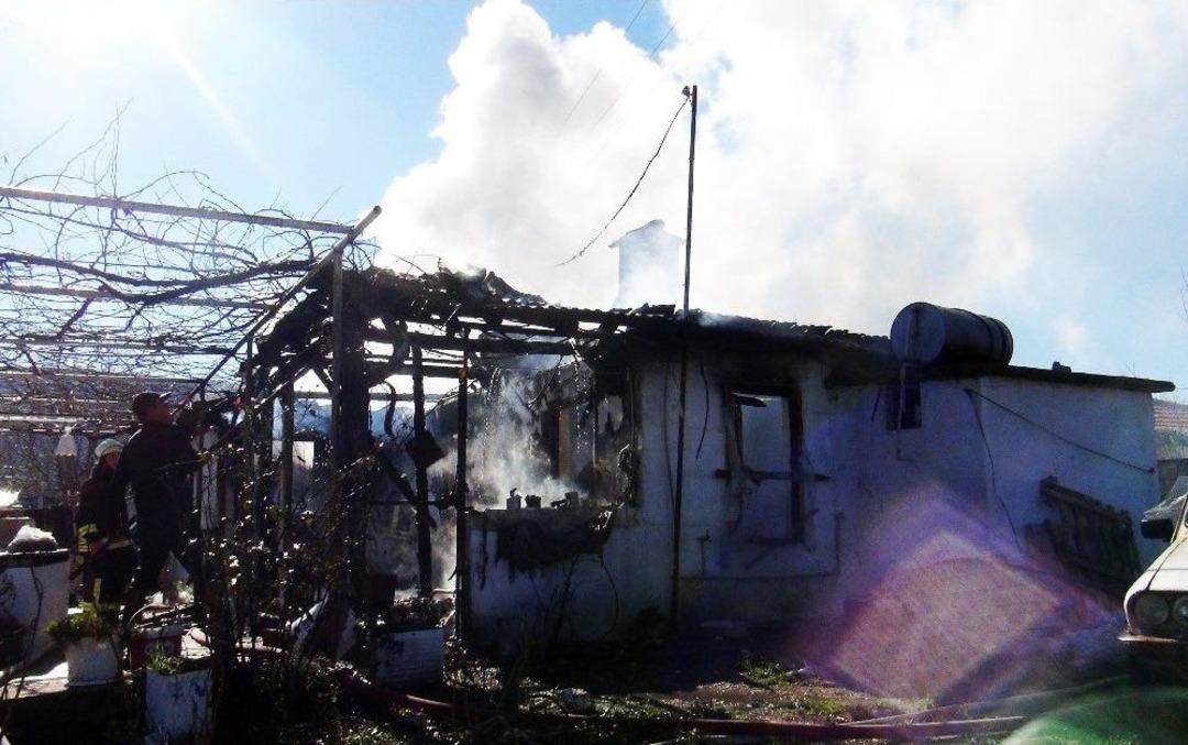 Muğla&rsquo;da Ev Yangını