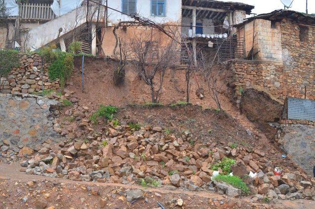 Türkoğlu Belediyesi Afetzedelerin Yardımına Yetişti