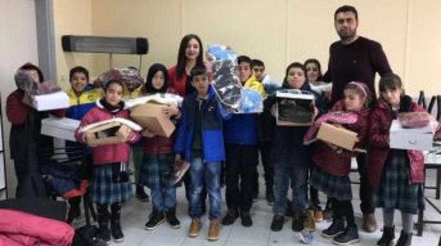 Taraftarlar &Ouml;ğrencileri Sevindirdi