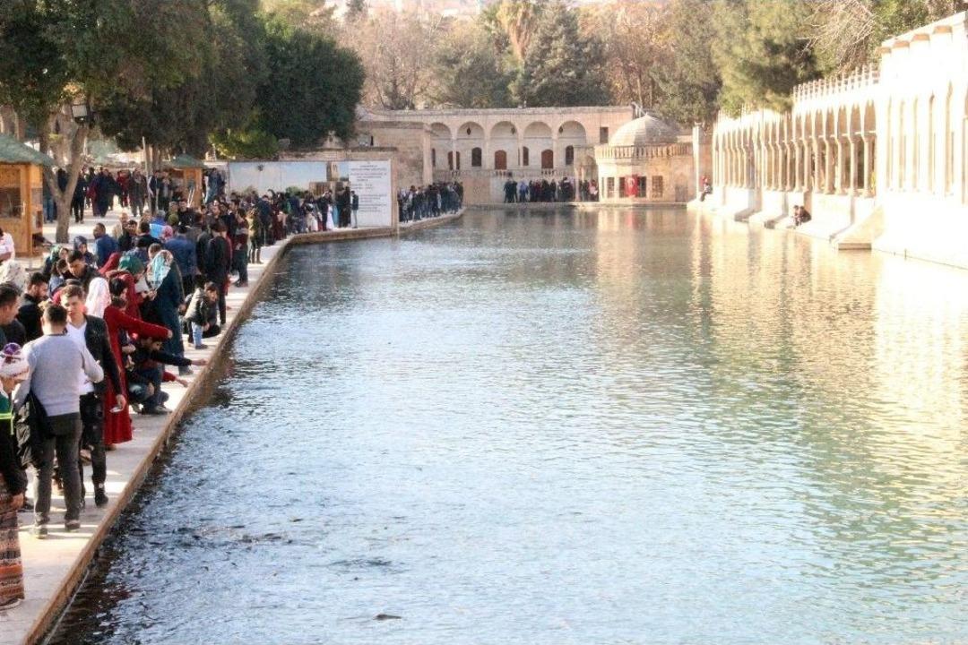 Balıklıg&ouml;l&rsquo;e Ziyaret&ccedil;i Akını