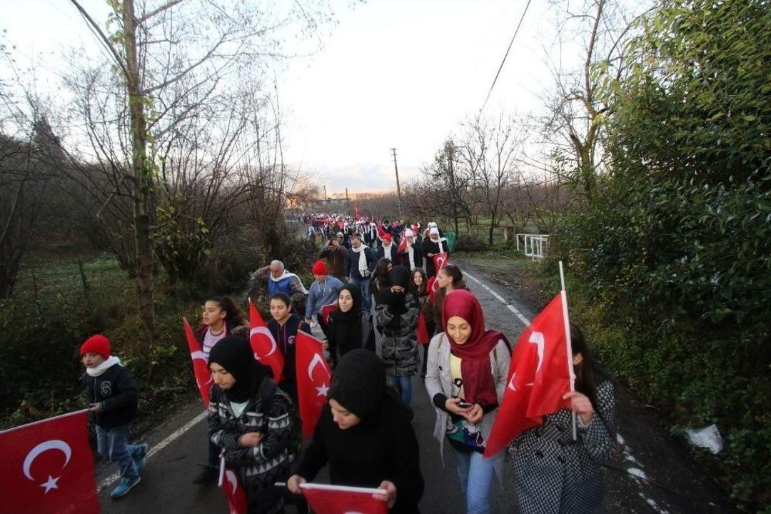 Sarıkamış Şehitleri Anısına Aksartepe Zirvesine Y&uuml;r&uuml;d&uuml;ler