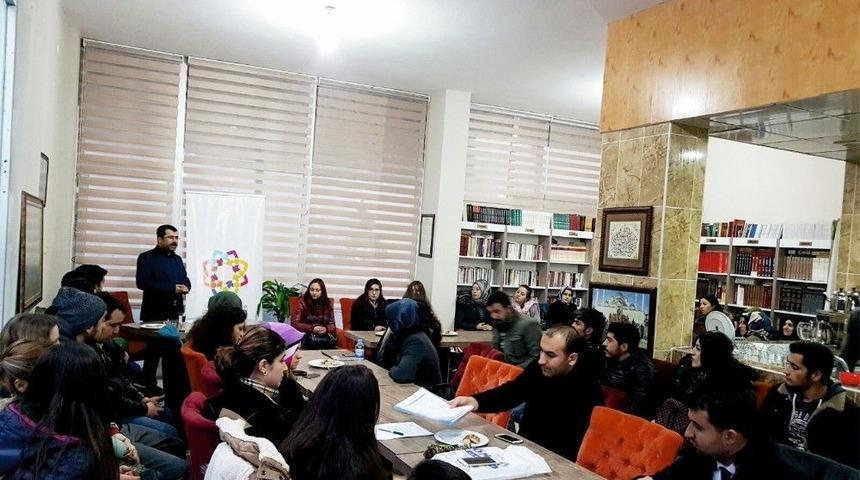 Aday &Ouml;ğretmenlerden Diriliş Kitap Kafeye Ziyaret