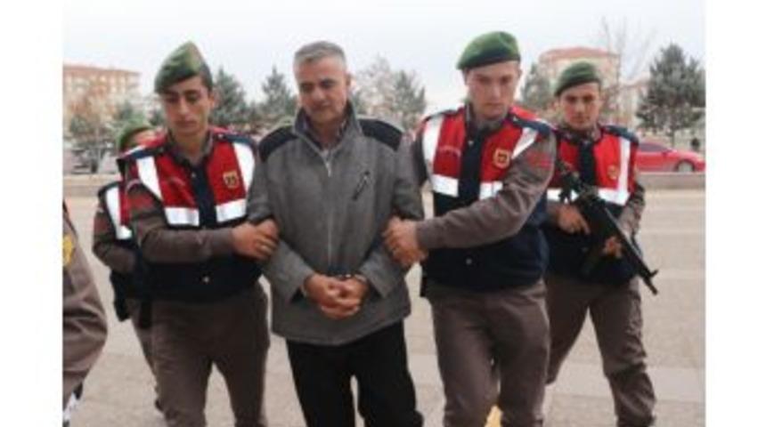 Aksaray&rsquo;da Boşanma Aşamasındaki Eşini Ve Erkek Arkadaşını &Ouml;ld&uuml;ren Koca Tutuklandı
