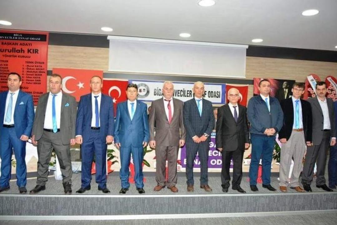 Ahmet &Uuml;nal, G&uuml;ven Tazeledi