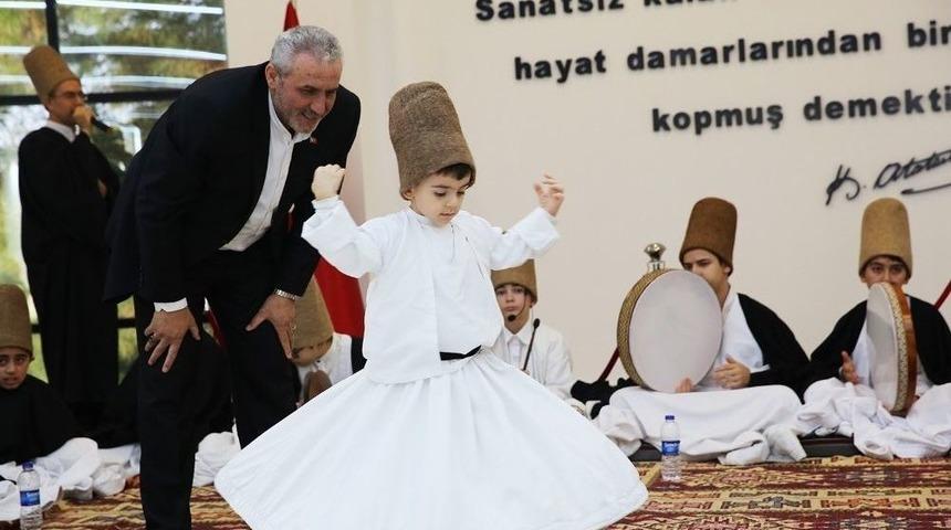 Minik Semazenler Manisalıları Mest Etti