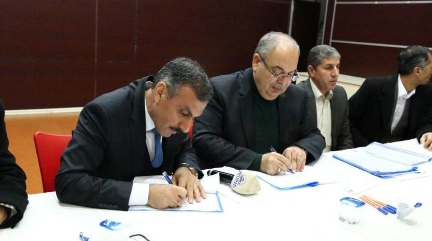 Adıyaman Belediyesi İş&ccedil;iye 2 Yıl İ&ccedil;in Y&uuml;zde 21 Zam Yaptı