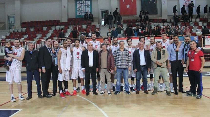T&uuml;rkiye Basketbol Ligi: Yalova Group Belediyespor: 101 - Karesi Spor: 68