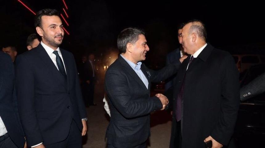 Bakan &Ccedil;avuşoğlu, Yeğeninin Nişan T&ouml;renine Katıldı