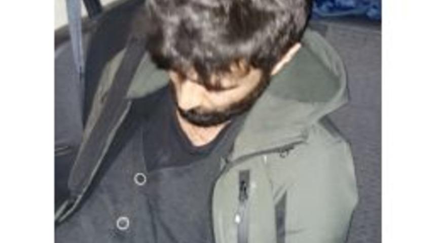 Bankayı Soymaya &Ccedil;alışırken Kıskıvrak Yakalandı