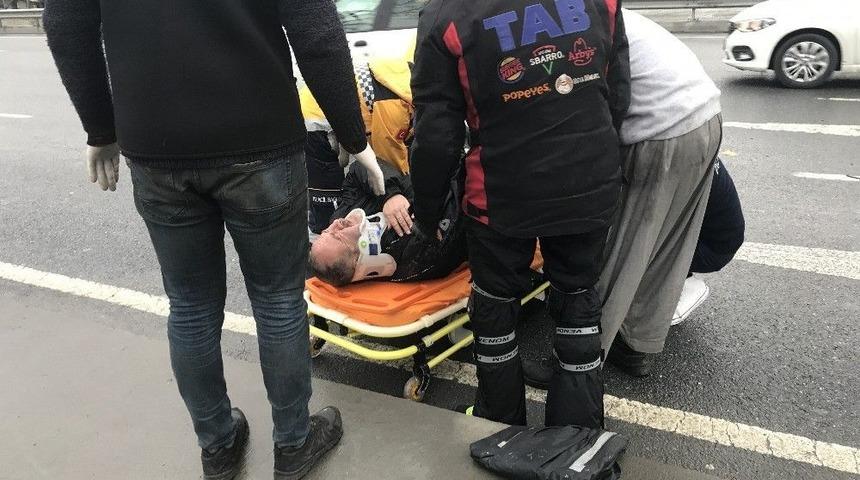 (&ouml;zel Haber) Şişli&rsquo;de Kaza Ge&ccedil;iren Motosikletli Acı İ&ccedil;inde Kıvrandı
