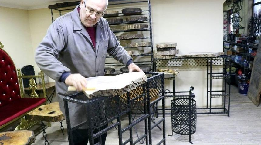 (&ouml;zel Haber) Kurumuş Ağa&ccedil;lardan Doğal Sehpa Ve Masa Yapıyor