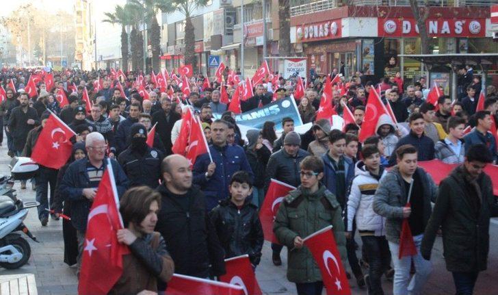 Sarıkamış Harekatı’nı Dev Türk Bayrağı Taşıyarak Andılar G1